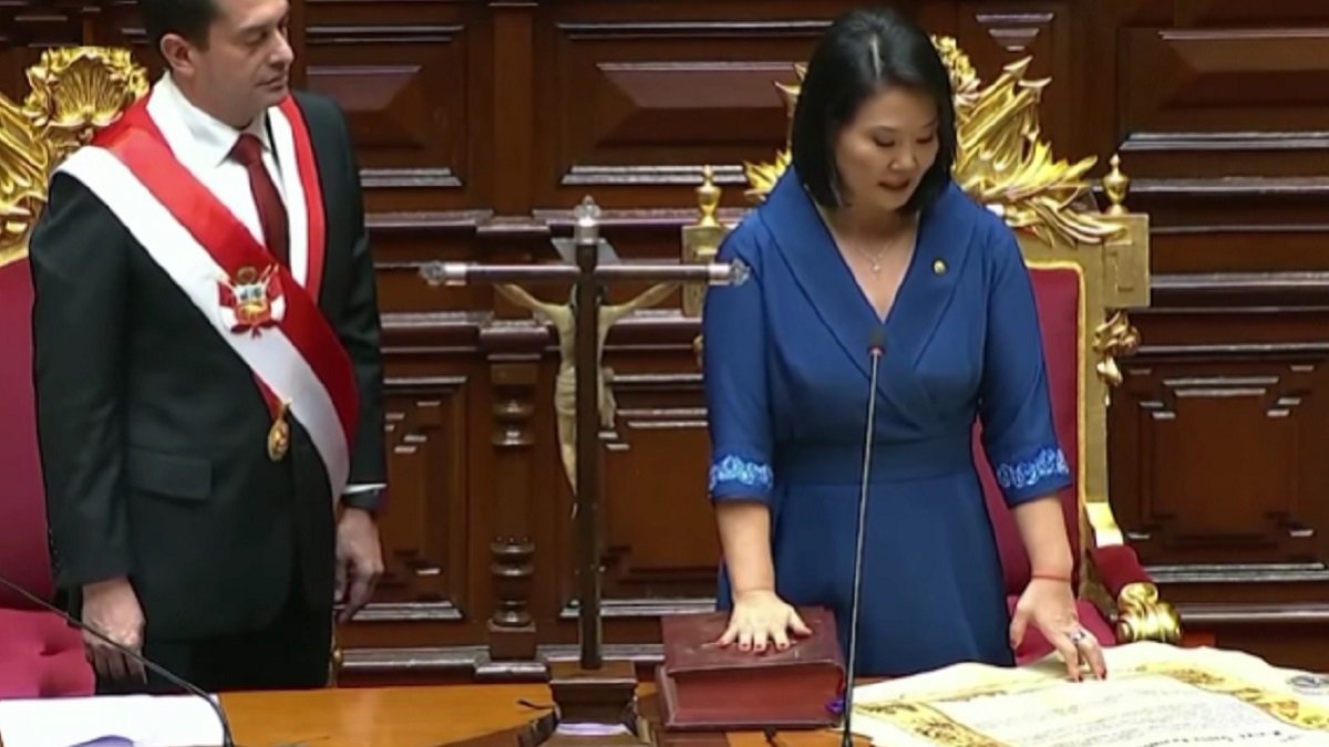Keiko Fujimori juró hoy como nueva presidente del Perú